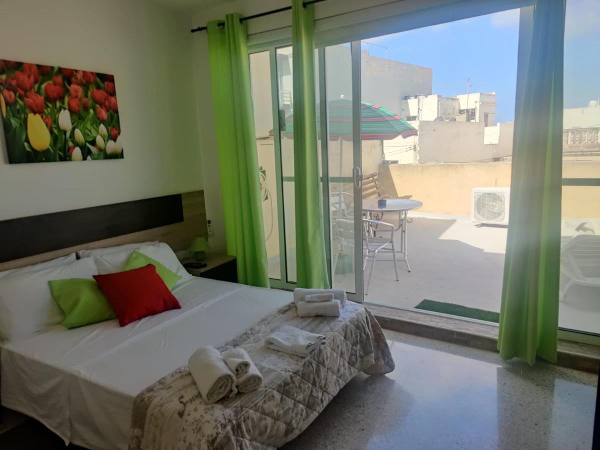 ربات D'Ambrogio Guest House المظهر الخارجي الصورة