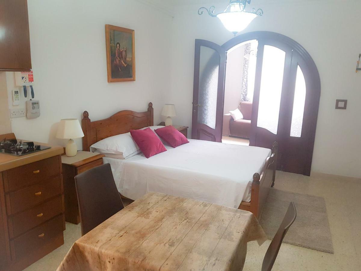 ربات D'Ambrogio Guest House المظهر الخارجي الصورة